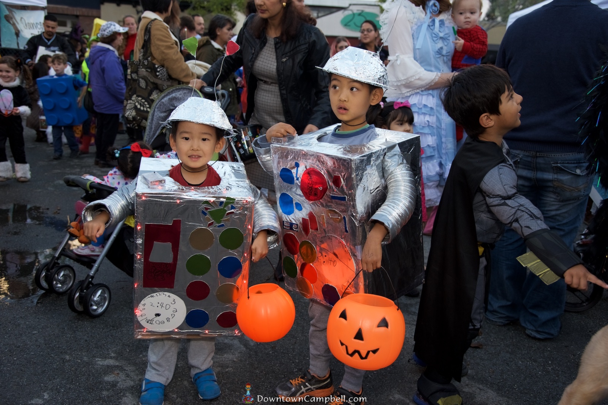 Halloween TrickorTreat in Downtown Campbell 2017 Downtown Campbell